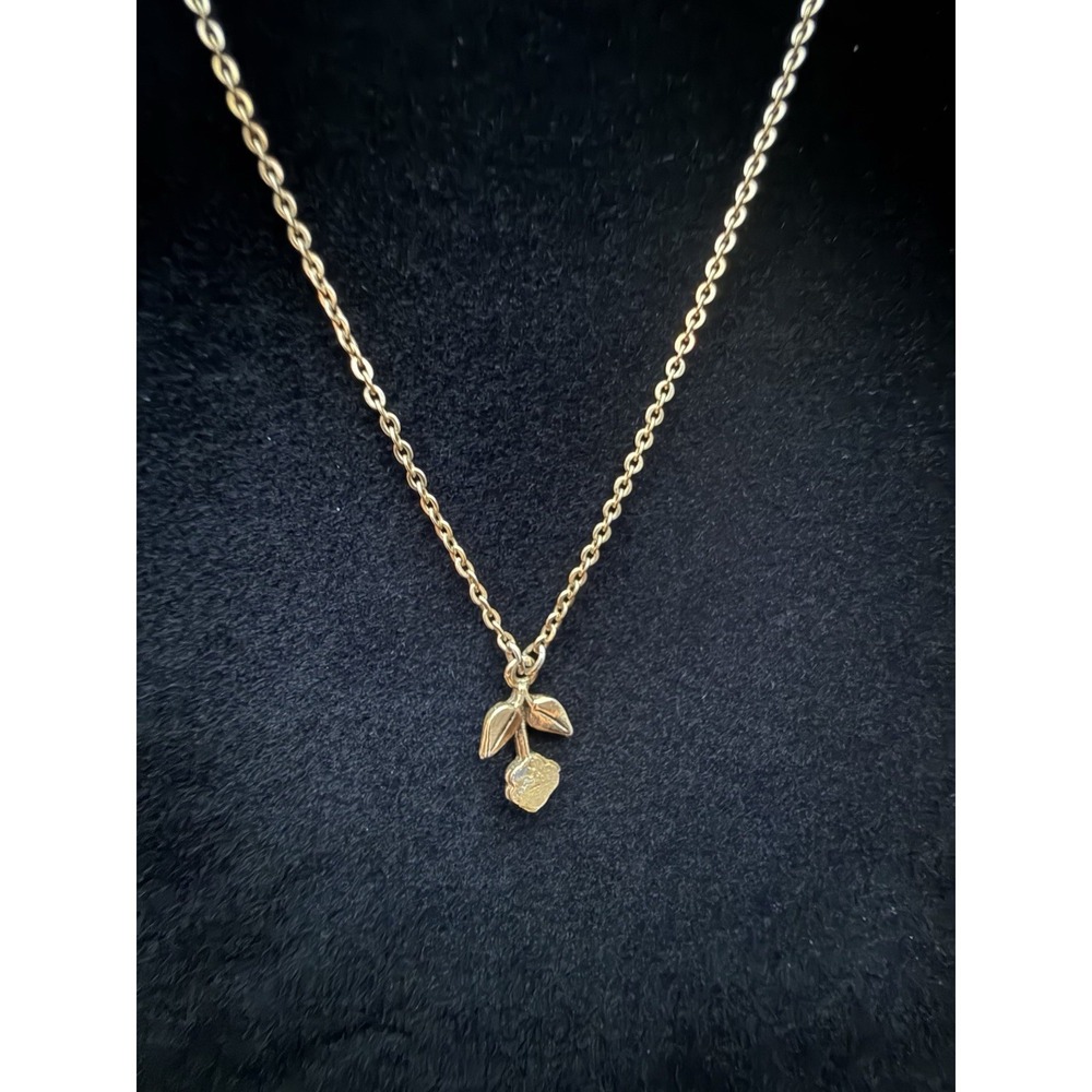 Vintage Gold Plated Flower Pendant Necklace‎